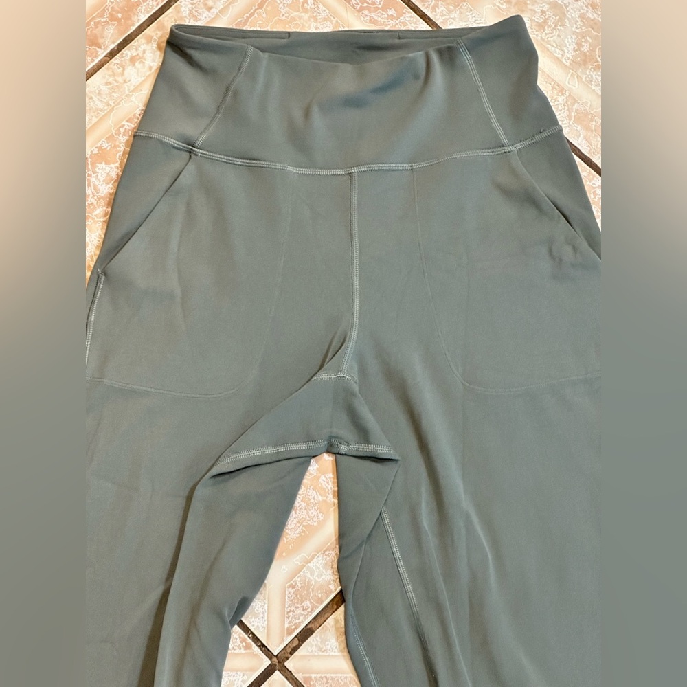 Lululemon Align High Rise Wide Leg Cropped Pant 23” - Picture 8 of 10